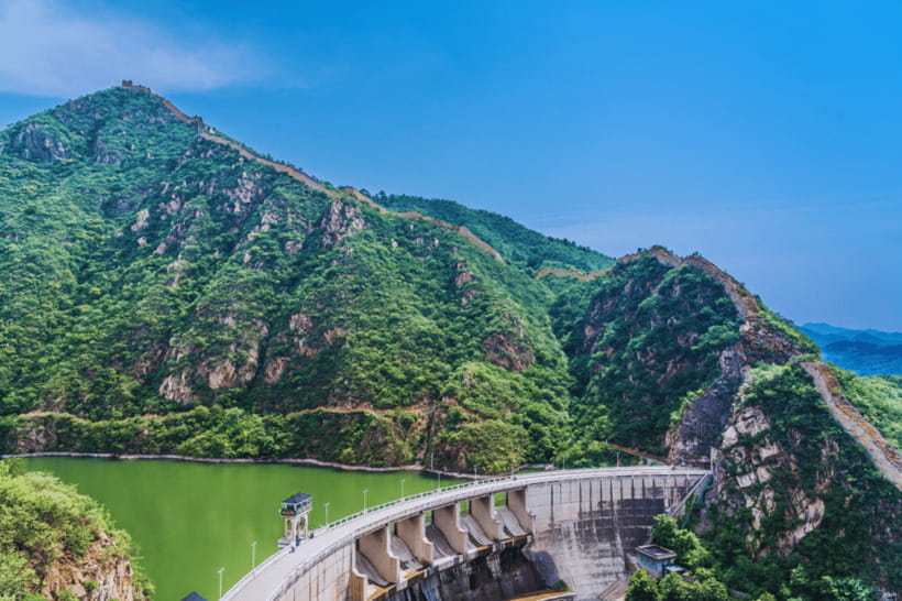 Beijing: Huanghuacheng Lakeside Great Wall Bus/Private Tour - What the five and a half hours at the wall are like