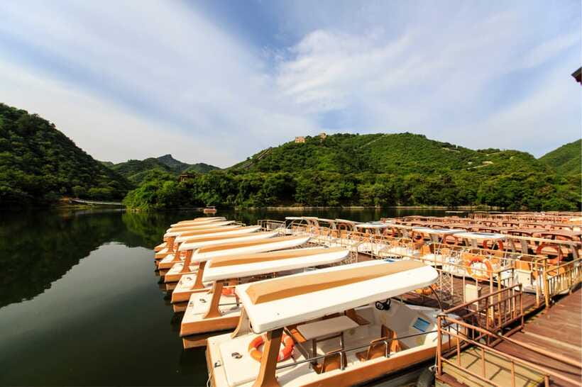 Beijing: Huanghuacheng Lakeside Great Wall Bus/Private Tour - Transport, timing, and value at $37