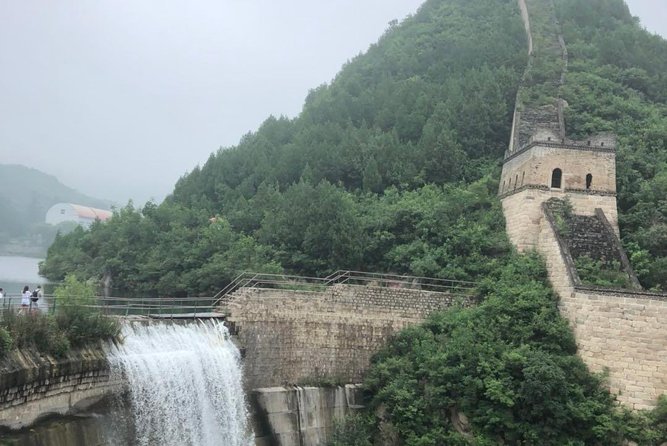 Beijing: Huanghuacheng Lakeside Great Wall Private Tour - Why Huanghuacheng feels different from Beijing’s famous wall sections