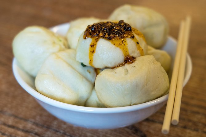 Beijing Hutong Breakfast Food Tour - Temple of Confucius and Guozijian in the middle of the walk