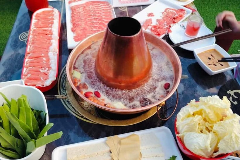 Beijing Hutong Dinner and Beer Walking Private Tour - A Beijing night built around small food stops