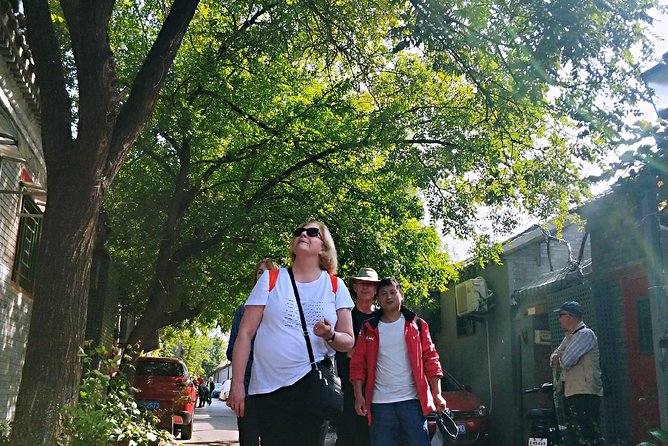 Beijing Hutong Private 4-Hour Walking Tour w/ Drum & Bell Tower - Nanluoguxiang: Old Lanes With a Commercial Edge