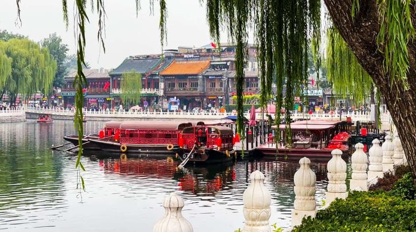 Beijing: Hutongs & Drum Tower City Walking Tour - Walking along Houhai and Qianhai lakes