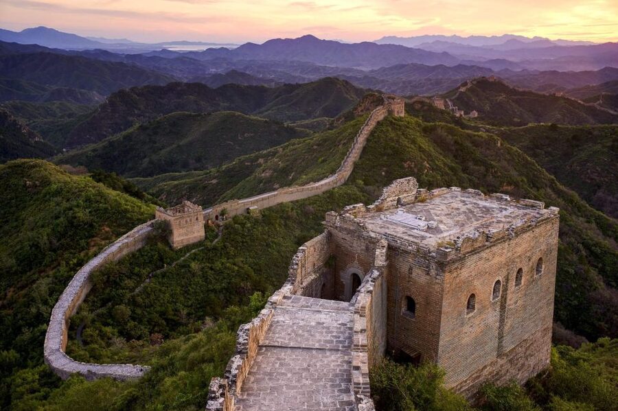 Beijing: Jinshanling and Simatai Wall&Gubei Watertown Tour - Guides, drivers, and the feel of a private day