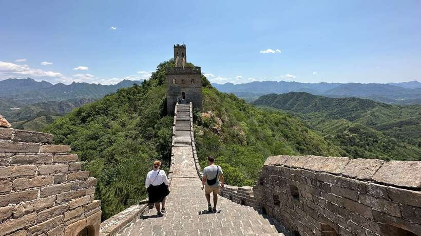 Beijing: Jinshanling Great Wall Private Tour with Options - The 2.5-hour drive from Beijing