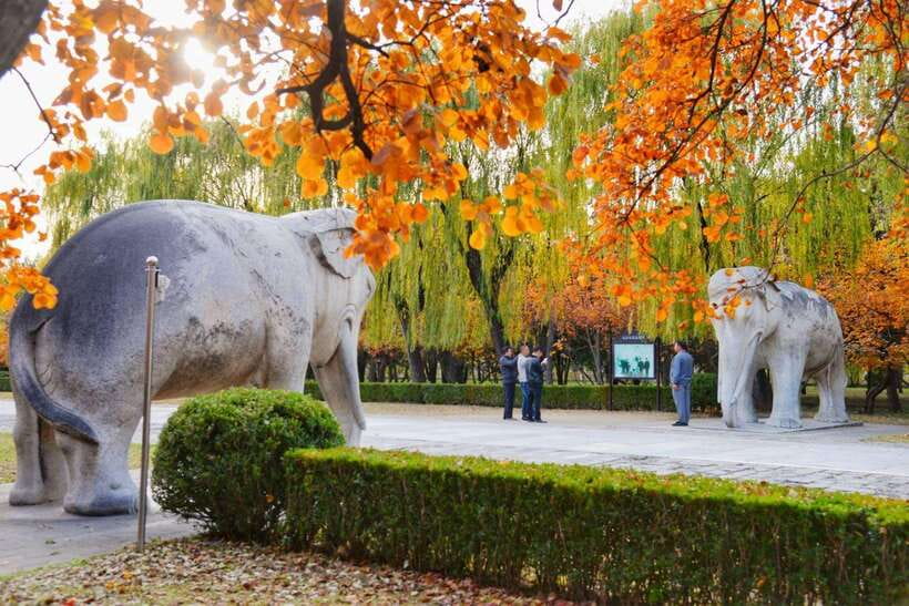 Beijing: Juyongguan Great Wall, Sacred Way & Ming Tombs Trip - Why this route works so well in one day