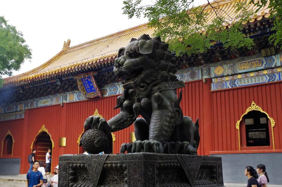Beijing: Lama Temple, Confucius Temple and Guozijian Museum - Should you book the Lama Temple and Guozijian tour?