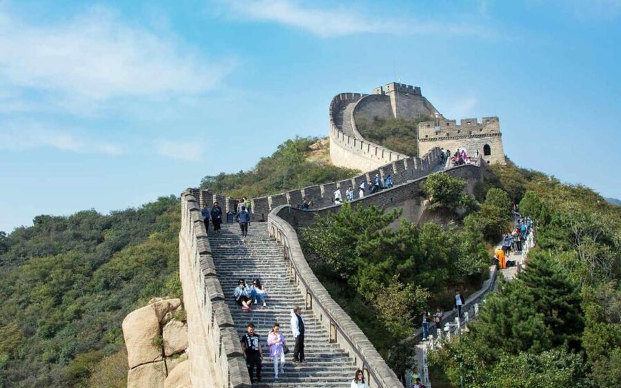 Beijing: Longqing Gorge w/Great Wall or Guyaju Private Tour - Choosing Guyaju Caves for a quieter second stop