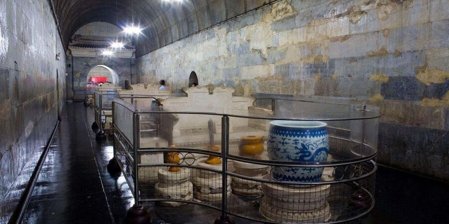Beijing: Mutianyu Great Wall and Ming Tombs Private Tour - Who should book this private day tour?