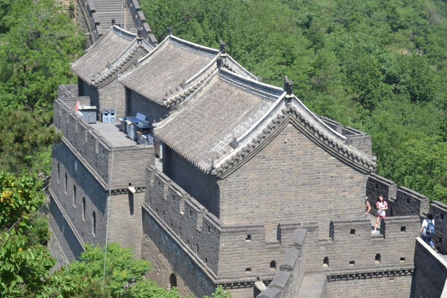 Beijing: Mutianyu Great Wall and Ming Tombs Private Tour - What the guide adds between the sights