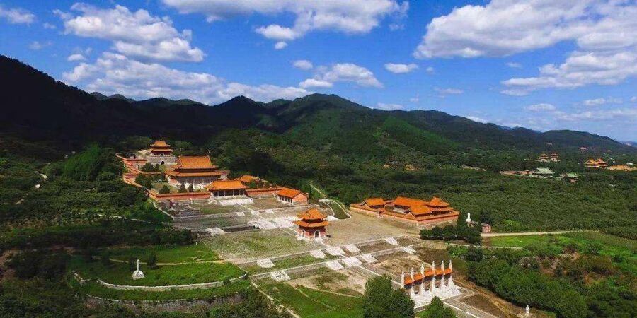 Beijing: Mutianyu Great Wall and Ming Tombs Private Tour - Extra cultural stops and keeping the day on track