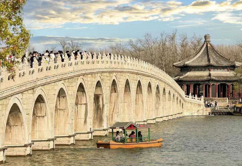 Beijing: Mutianyu Great Wall and Summer Palace Private Tour - Guides and the value of local help