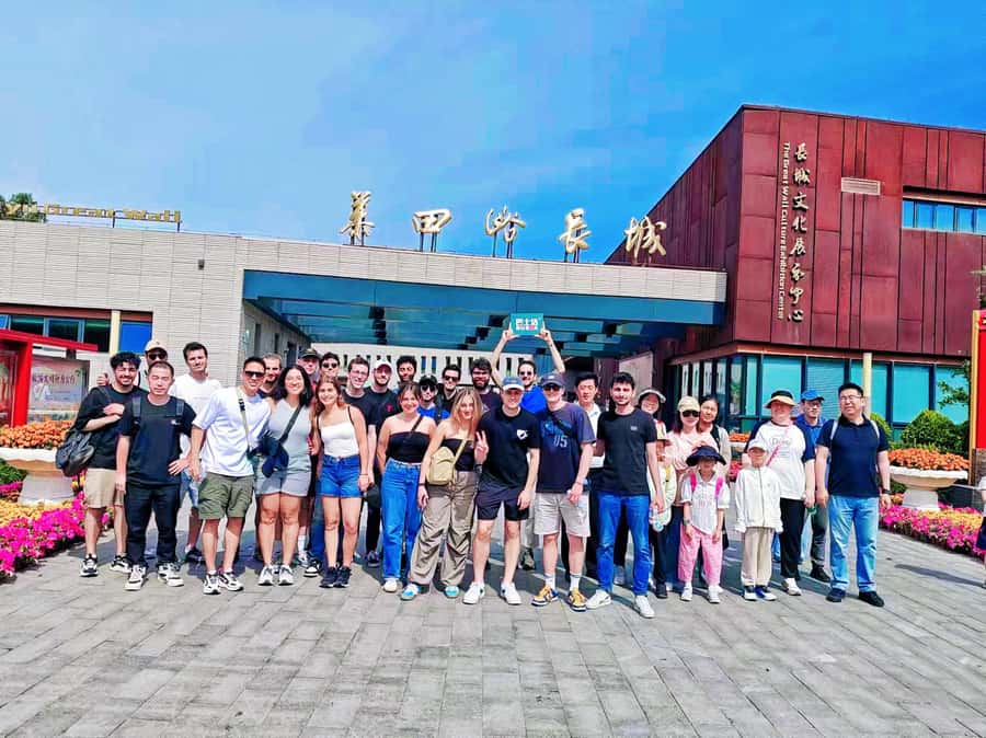Beijing:Mutianyu Great Wall Bus Tour 7/8/9/10/13/13:30/15:30 - Five hours gives you room to choose your own route