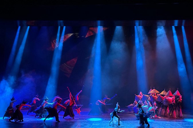 Beijing Night Golden Mask Dynasty Show Ticket with Guide and Pickup - What the three-hour evening looks like