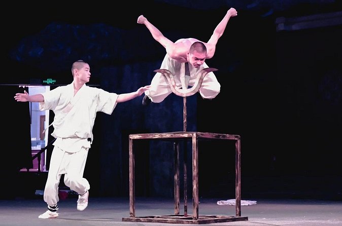 Beijing Night Tour Kungfu Show - Who will get the most from the $38.80 price
