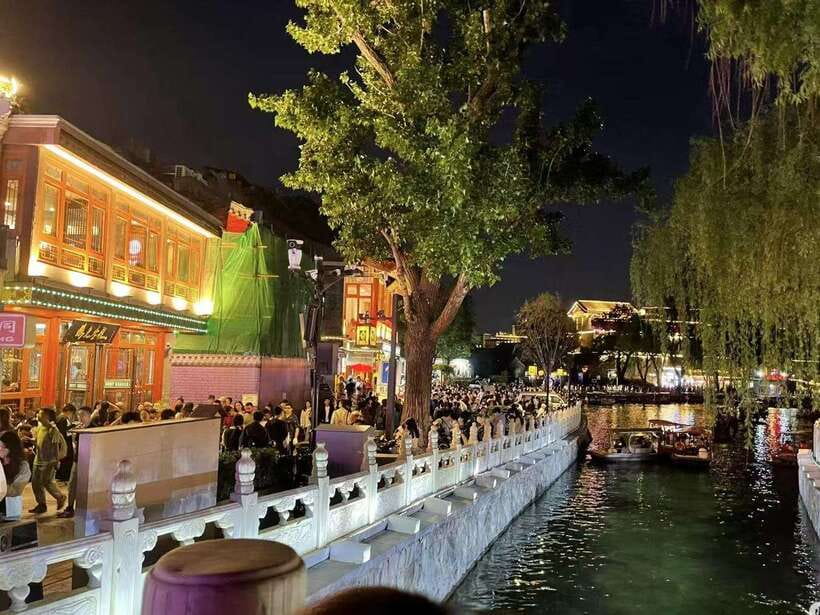 Beijing: Private Layover City Night Tour - Ming City Wall Ruin Park: 30 minutes with old Beijing