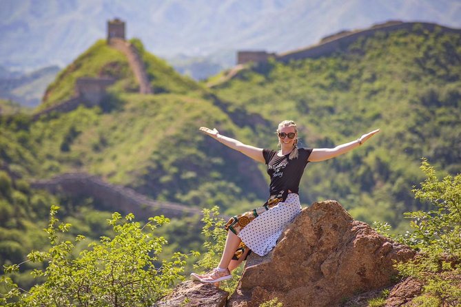 Beijing Private Layover Transfer Service: Mutianyu Great Wall - The airport pickup and the long road to the wall