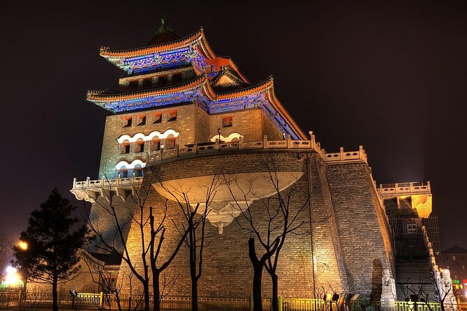 Beijing Private Night Walking Tour: Qianmen Street, Tian'ammen Square and Wangfujing Street - Tiananmen Square and the Reality of Security Lines