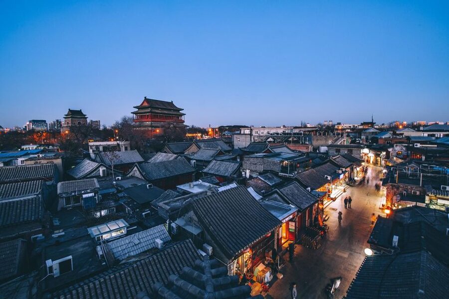 Beijing: Private Sightseeing Nighttime Tour with Transfer - Choosing dinner, snacks, or a night show