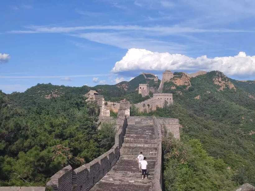 Beijing: Private Tour to Jinshanling Great Wall with Option - Should you book the Jinshanling tour?