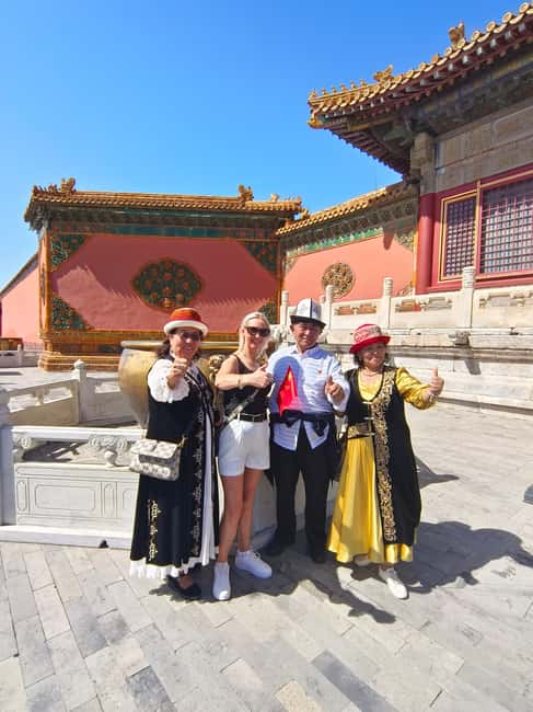 Beijing: Private Tour to Mutianyu Great Wall&Forbidden City - What the English-speaking guide adds