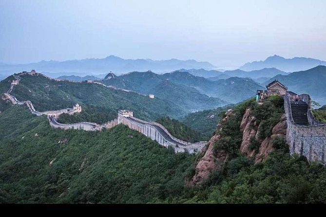 Beijing Private Transfer to Jinshanling Great Wall - A private ride from Beijing to the mountains