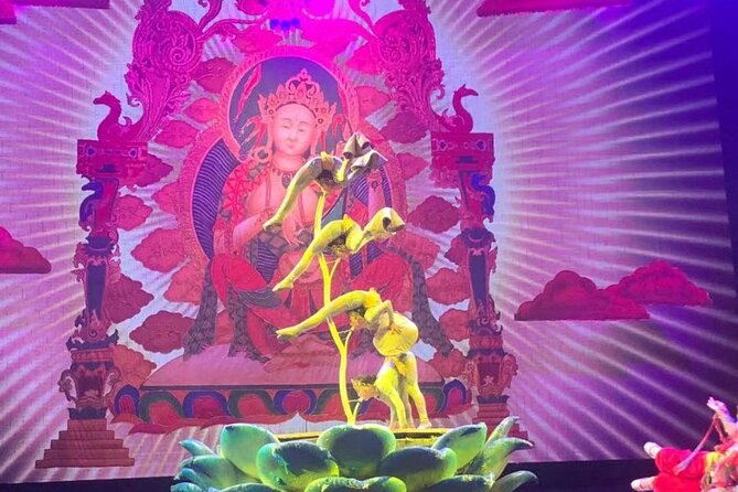 Beijing Red Theater Acrobatic Show with Private Transfer Service - Why this one-hour show works well in Beijing