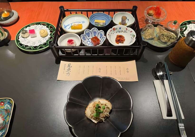 Beijing Royal Dinning Experience with cultural performance - Getting there without a stressful start