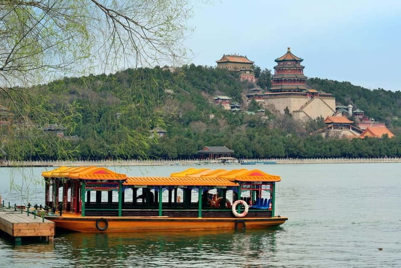 Beijing: Summer Palace Entry Ticket and Optional Guided Tour - The guides can change the feel of the visit