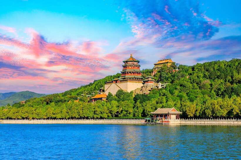 Beijing:Summer Palace Private/Group Tour or book Ticket Only - Why the Summer Palace feels different from Beijing’s other imperial sights