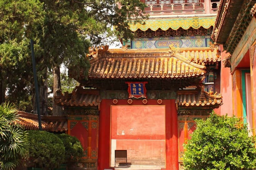Beijing: Tiananmen Square & Forbidden City Tickets & Tours - What the guides add to the day