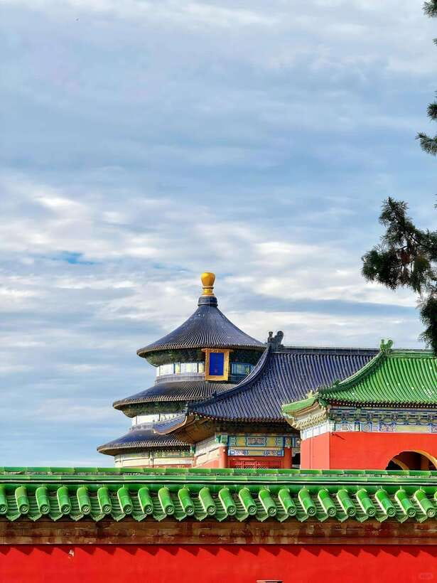 Beijing:Tiananmen Square tickets (guide optional) - What the optional English guide adds