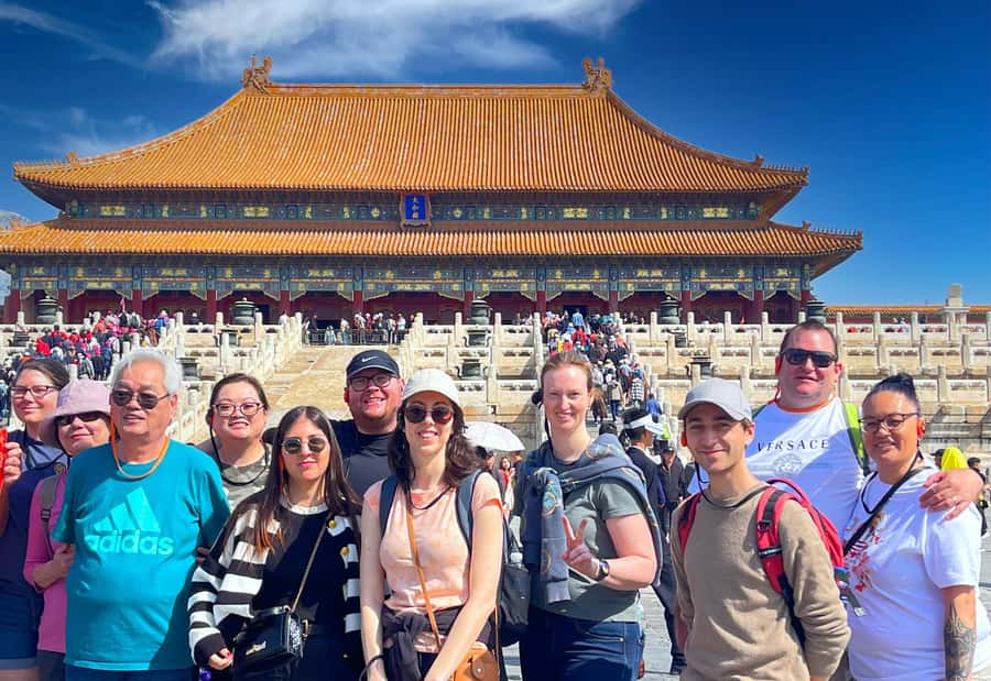 Beijing: Tianmen Square, Forbidden City & Royal Museum Tours - Meeting point and communication
