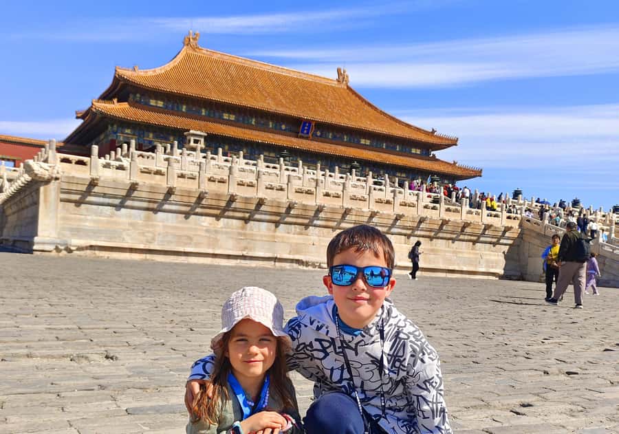 Beijing: Tianmen Square, Forbidden City & Royal Museum Tours - Entering the Forbidden City