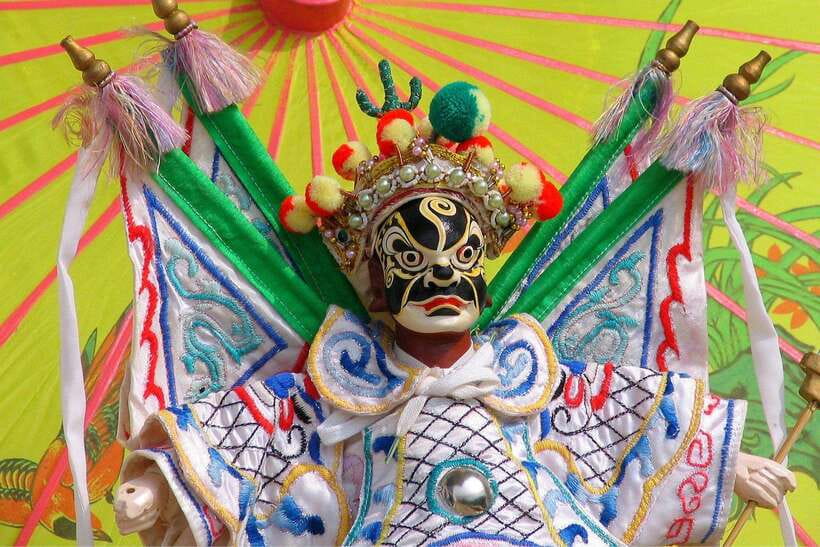 Beijing: Traditional Cultural Show Peking Opera Tickets - Should You Book Liyuan Theatre?