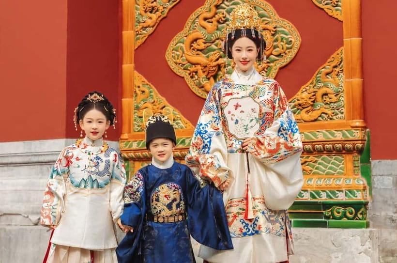 Beijing Traditional Hanfu Experience & Photoshoot for Groups - Small details that can improve the session