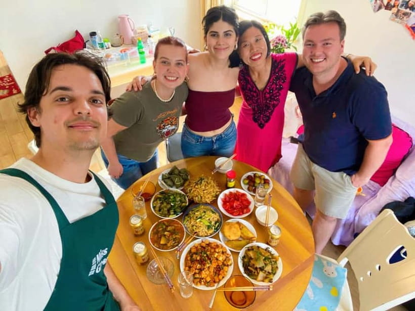 Beijing: Vegan Home Cooking & Local Market Tour with Sanxia - A Beijing cooking class that starts at the market
