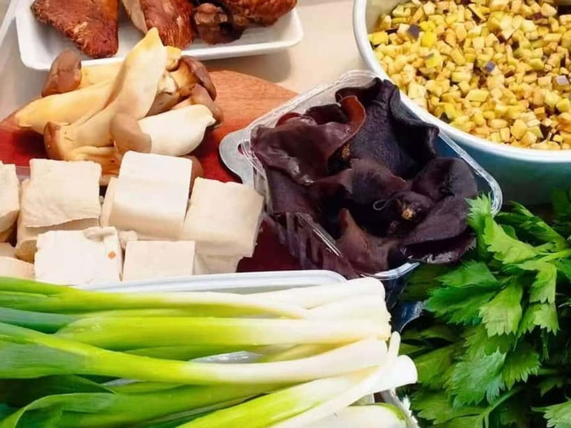 Beijing: Vegan Home Cooking & Local Market Tour with Sanxia - Sanxia’s home kitchen and the cooking session