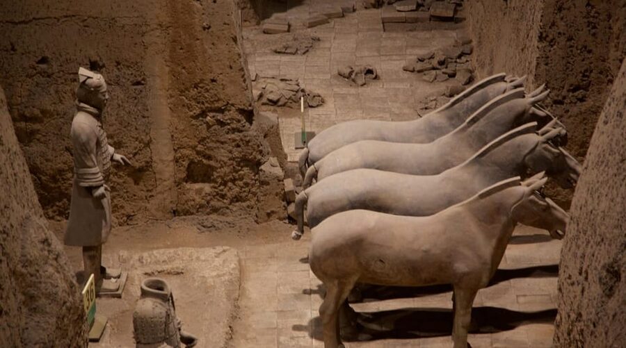 Beijing: Xi'an Terracotta Tour by Train-All Tickets Included - Walking through Pits One, Two, and Three
