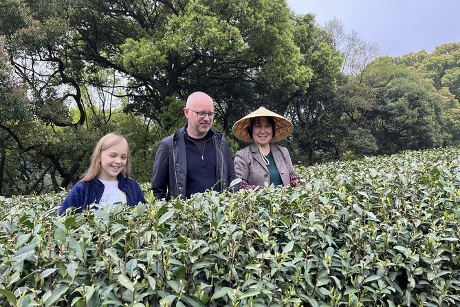 Best of Hangzhou: A Comprehensive Tour of the City's Top Sights - Flower Harbor Park and the fish ponds