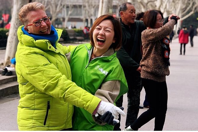 Biking Real Shanghai& Enjoy Local Food - The guides make the difference