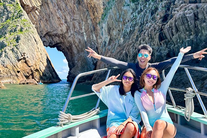 Boat Tour Through Four Sea Arches in Sai Kung, Hong Kong Geopark - Starting at Sai Kung Promenade and the Volcano Discovery Centre