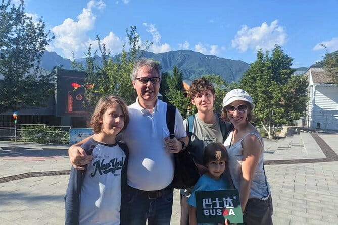 BusDa-Full-Day Bus Trips: Mutianyu, Summer & Old Summer Palaces - Key points at a glance