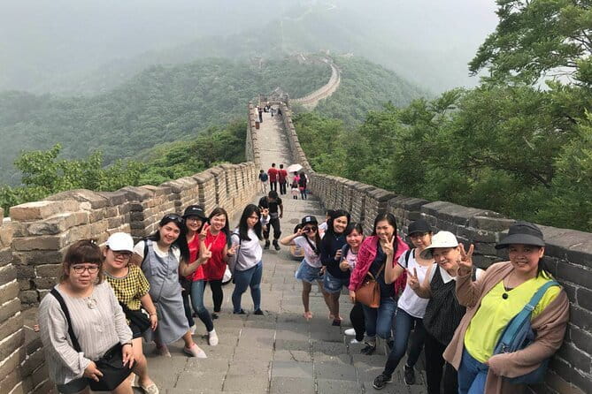 BusDa-Mutianyu Great Wall Sightseeing Full-day Bus Tours - Five hours at Mutianyu, not a rushed photo stop