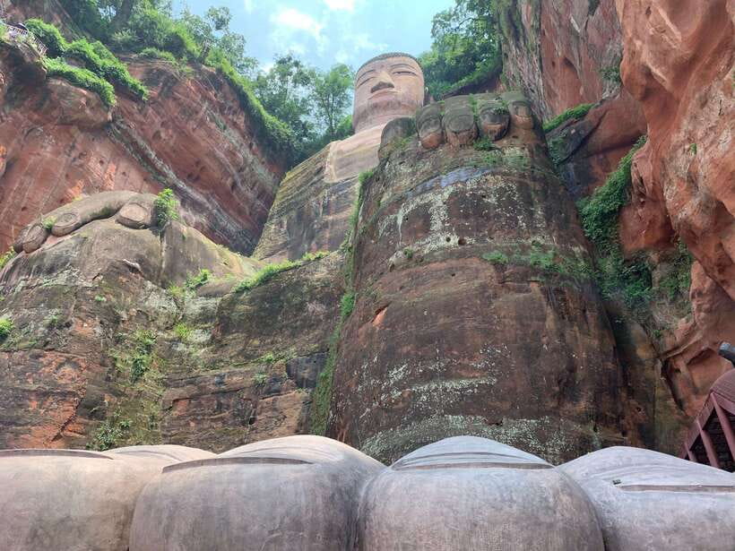 Chengdu: Leshan Buddha Optional Tours w/ Transfer or Guide - Choosing the right version of the Leshan Buddha tour