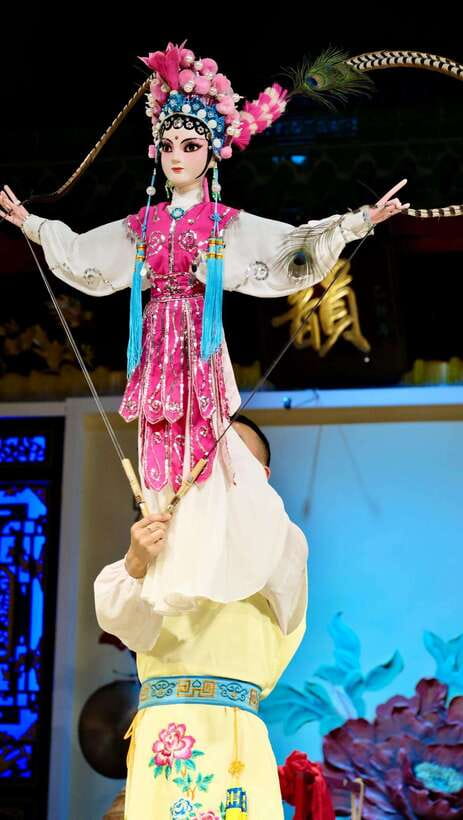 Chengdu: Sichuan Opera Face-Changing and Acrobatics Show - Tea, Costumes, Makeup, and Photos
