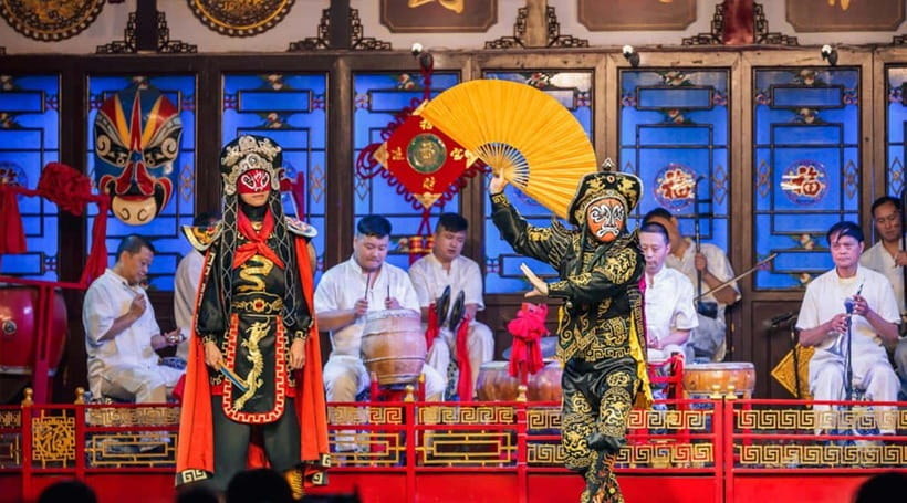 Chengdu: Sichuan Opera Show ShufengYayun & Covered Bowl Tea - The 80-minute program, from drums to opera