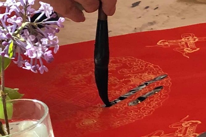 Chinese Calligraphy Class for Small Group - A calm introduction to Chinese calligraphy near Wangfujing