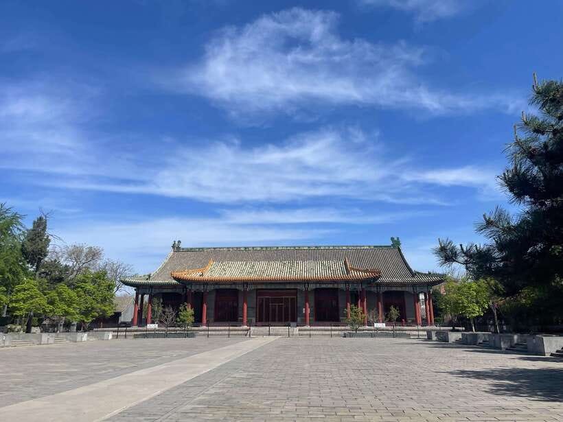 Chinese Kungfu class in old temple beside Forbidden Ci - Why the practical focus matters