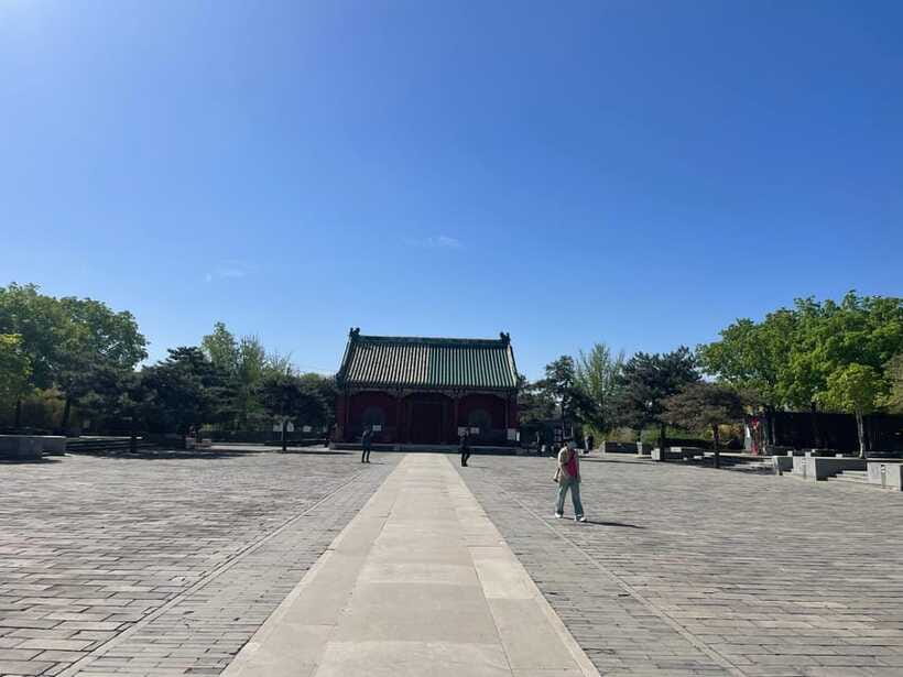 Chinese Kungfu class in old temple beside Forbidden Ci - A personal lesson rather than a large show